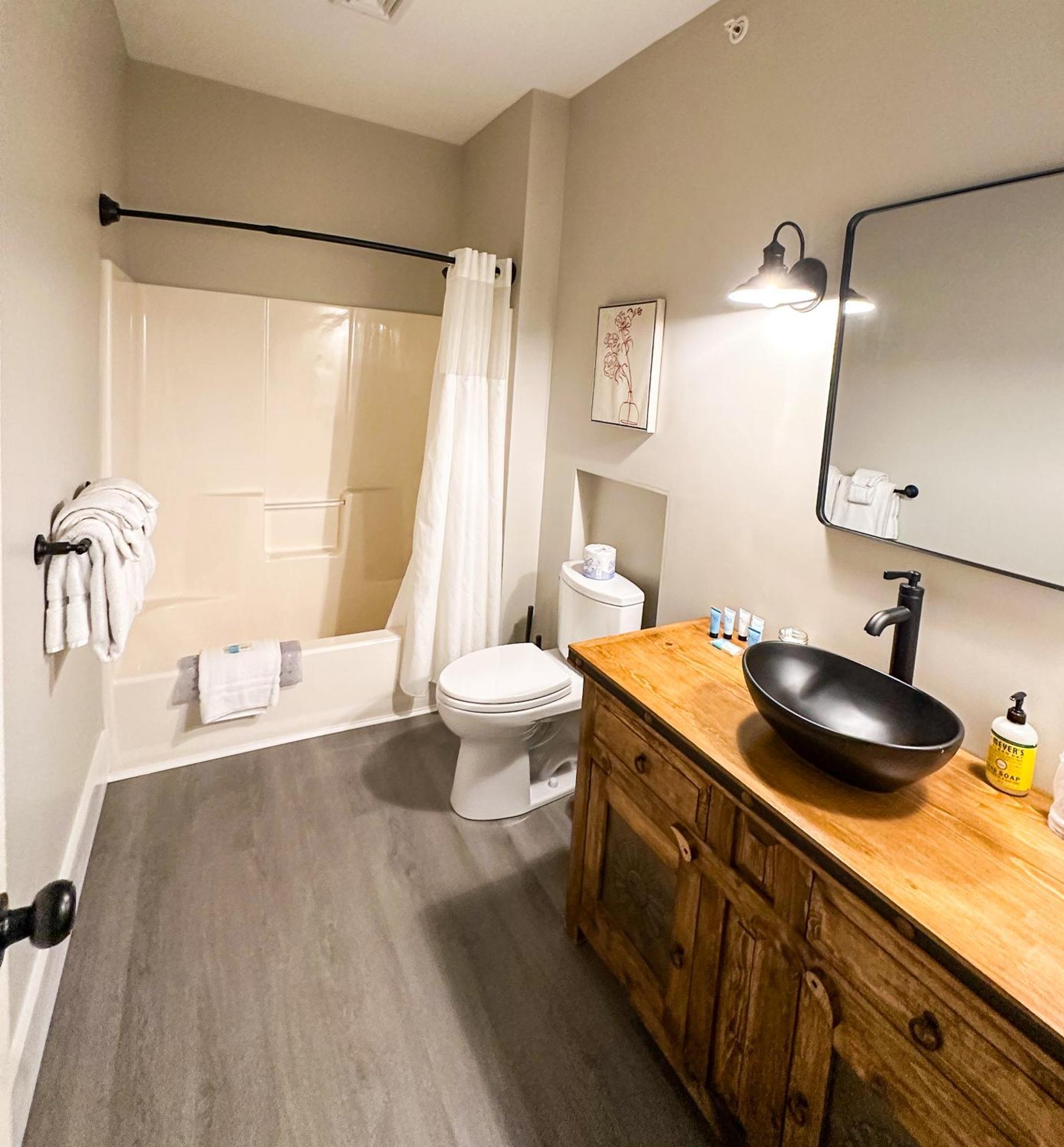 The Black Walnut Inn Amherst Luaran gambar