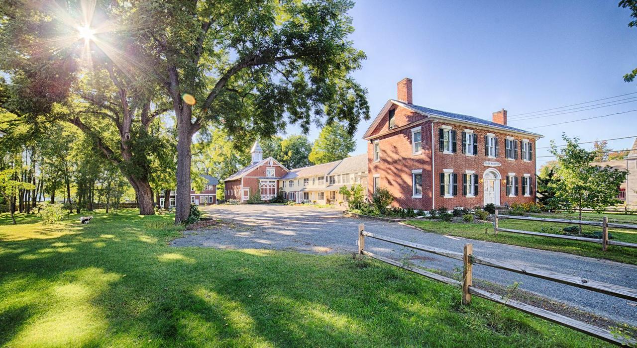 The Black Walnut Inn Amherst Luaran gambar